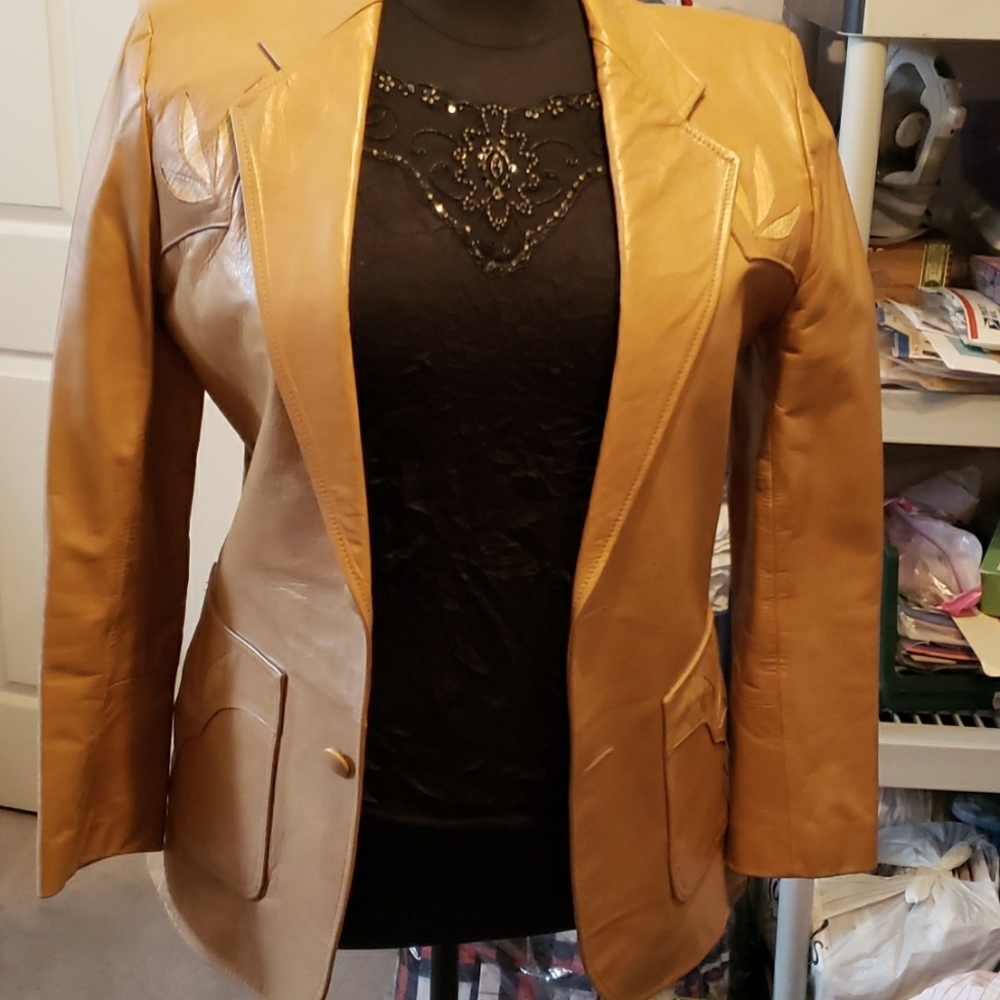 Men's 100% Leather Sport Jacket 42L